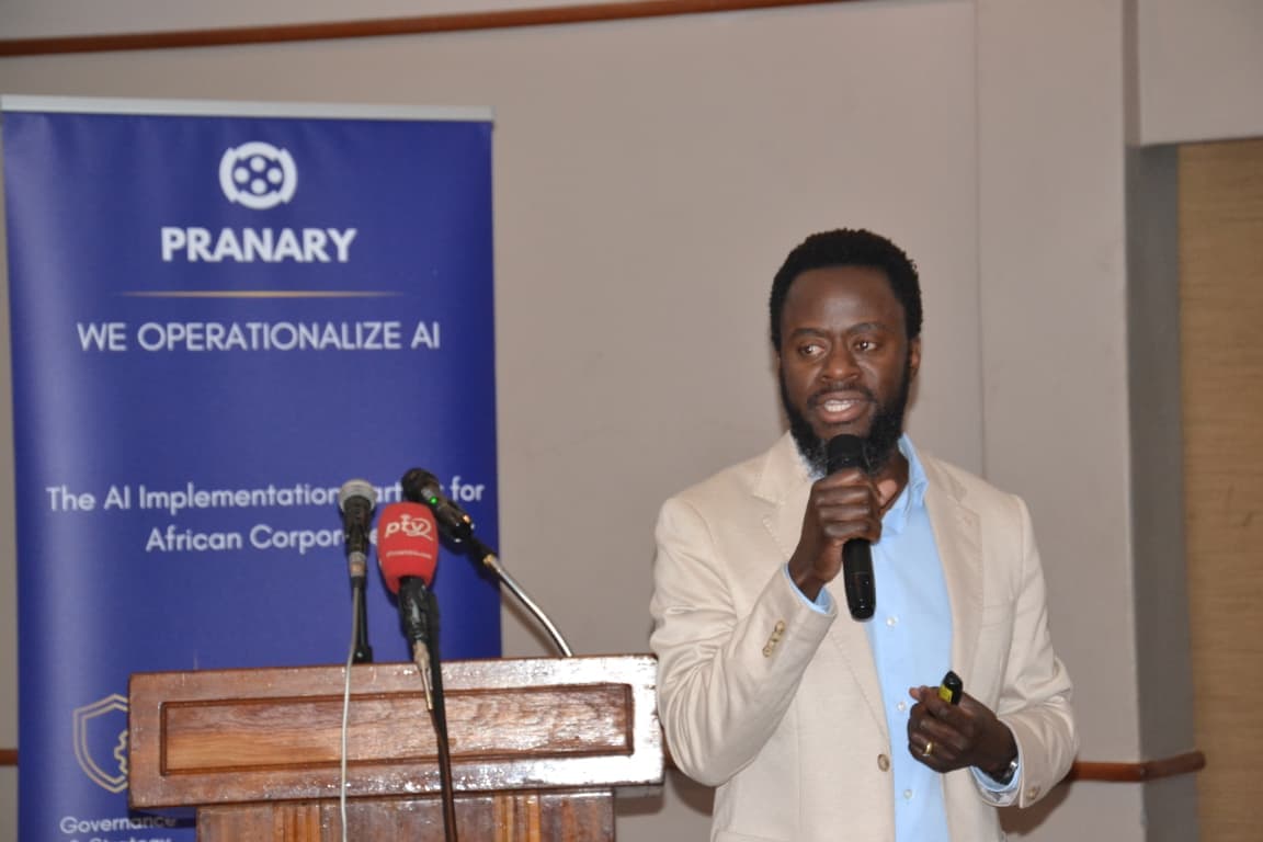 Sandras Phiri presenting
